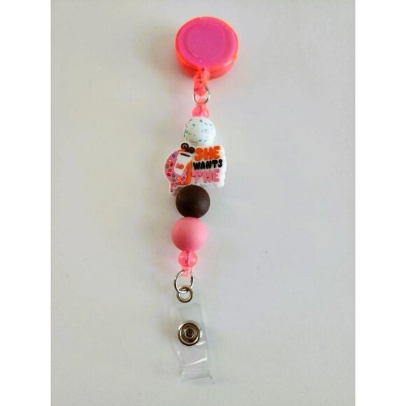 Nurse Donut Badge Reel - Picture 2 of 6